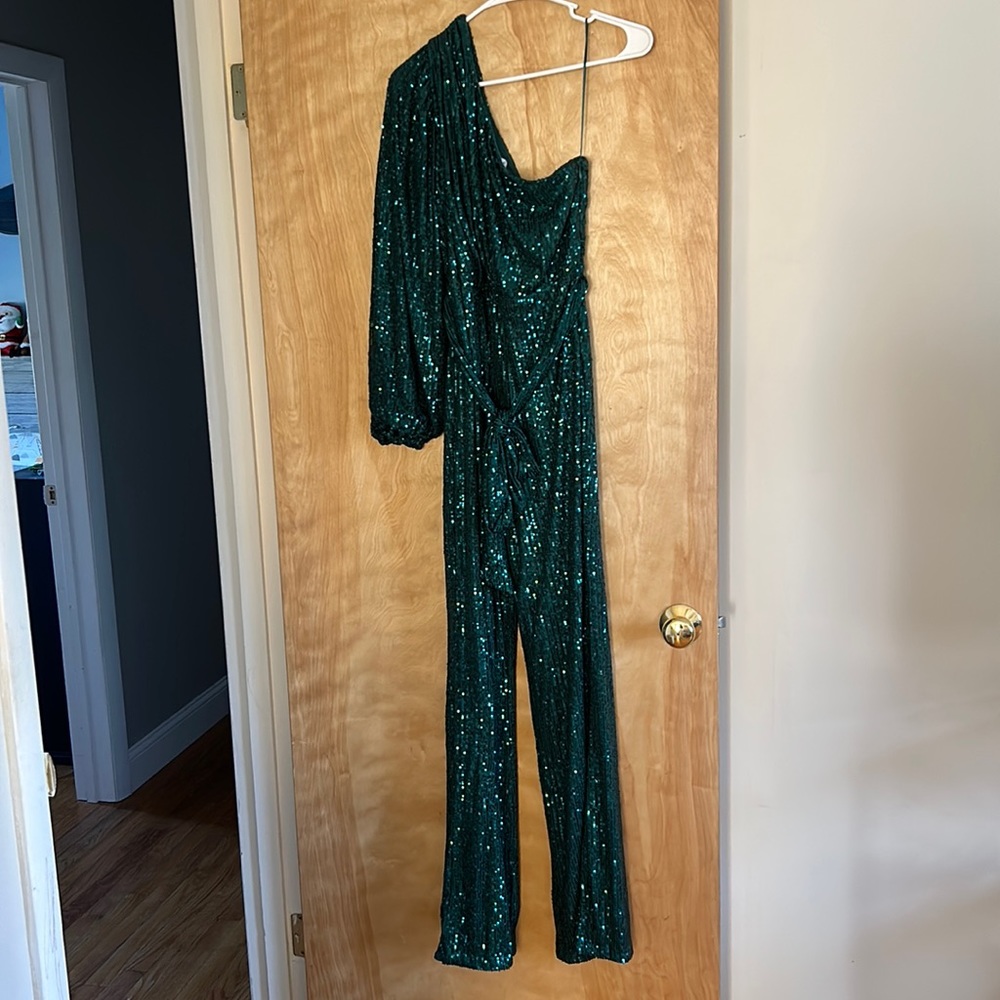 Brand new women’s size large green sequin romper